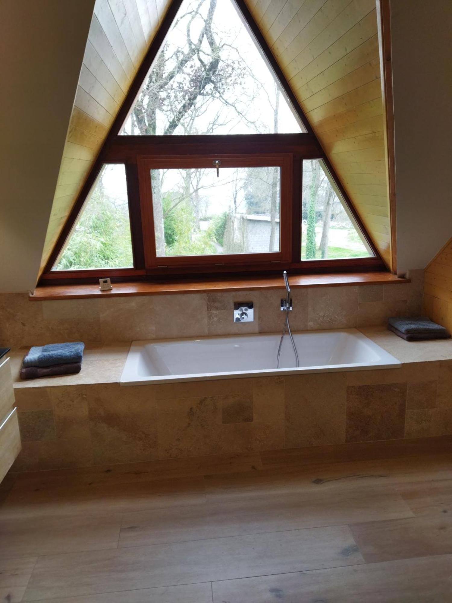 La Maison Dans Les Bois Soucelles Εξωτερικό φωτογραφία