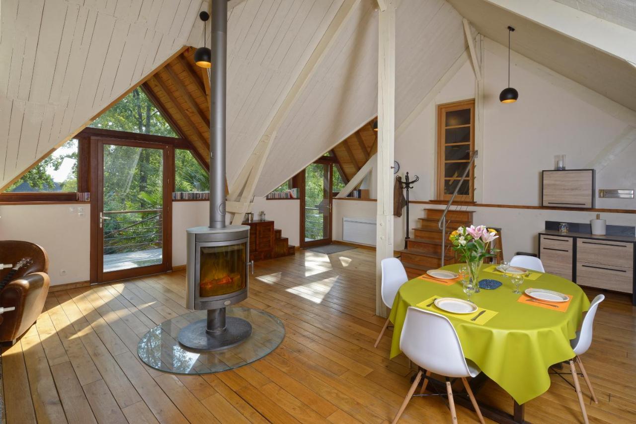 La Maison Dans Les Bois Soucelles Εξωτερικό φωτογραφία