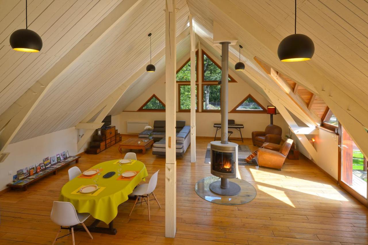 La Maison Dans Les Bois Soucelles Εξωτερικό φωτογραφία