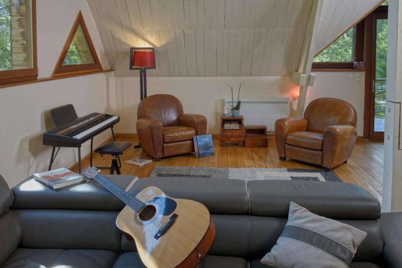 La Maison Dans Les Bois Soucelles Εξωτερικό φωτογραφία