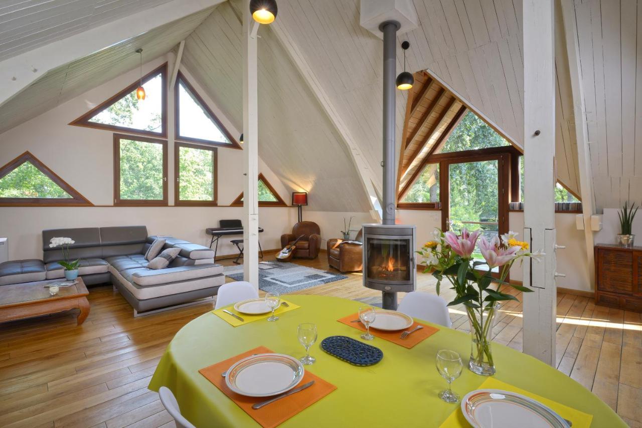 La Maison Dans Les Bois Soucelles Εξωτερικό φωτογραφία